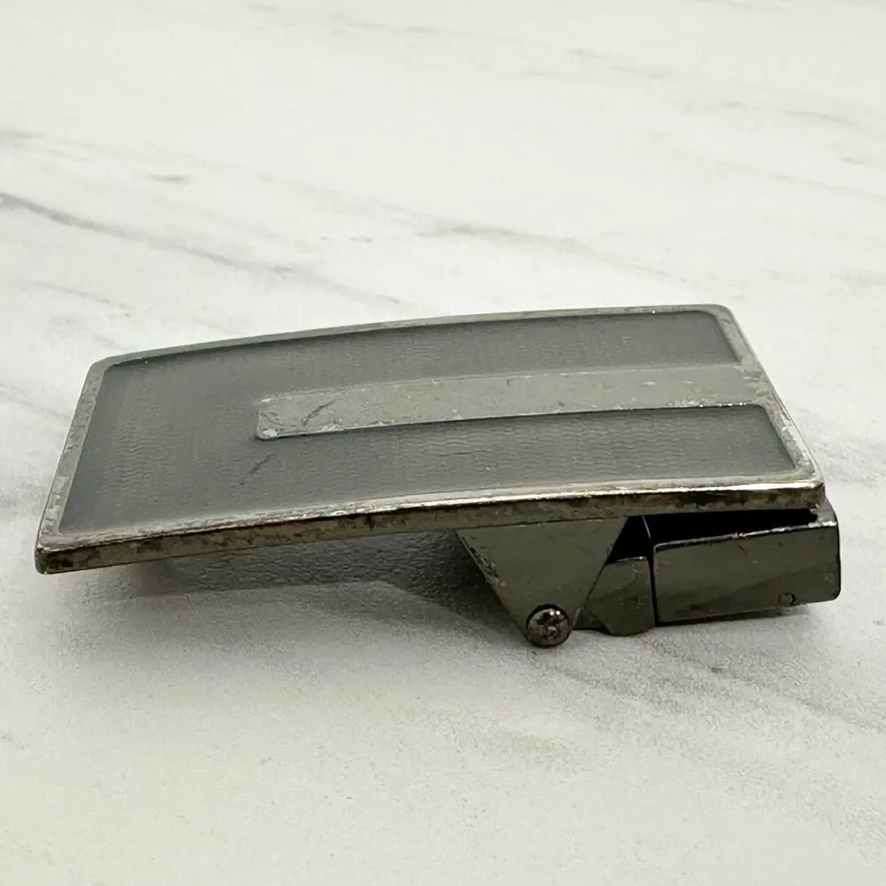 Textured Gunmetal Tone Reversible Clamp On Belt Buckle